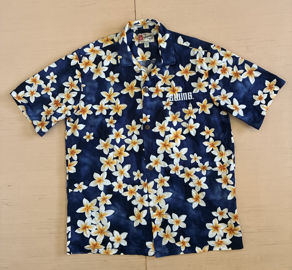 Hilo Hattie Hawaiian Original Men's Size M Aloha Short Sleeve Floral Shirt